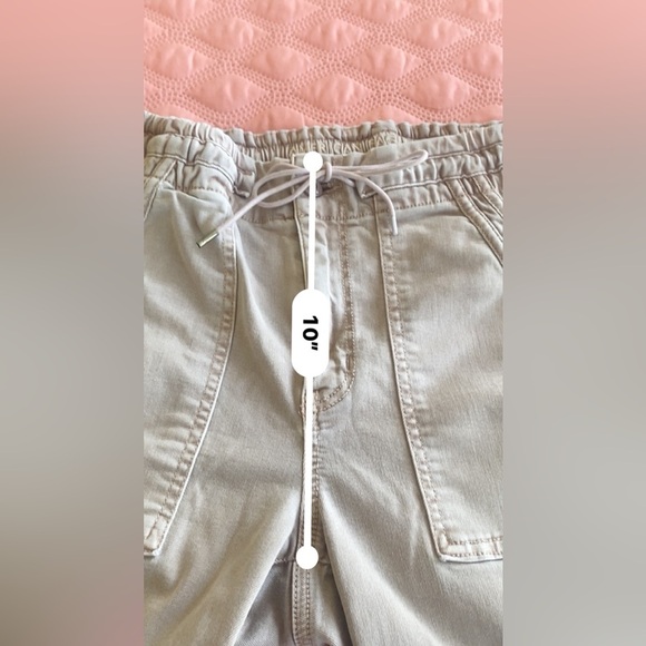 American Eagle Outfitters Tan Joggers - Picture 6 of 15